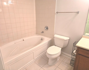 8 W Monroe Street - Photo Thumbnail 12