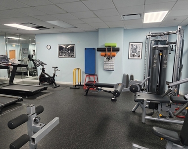 8 W Monroe Street - Photo Thumbnail 18