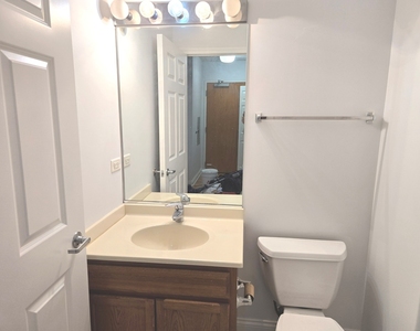 8 W Monroe Street - Photo Thumbnail 8