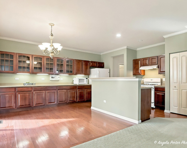 1028 Draper Road - Photo Thumbnail 8
