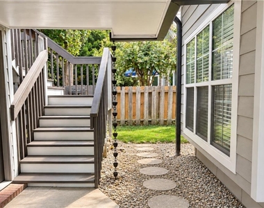 10950 Pinehigh Drive - Photo Thumbnail 16