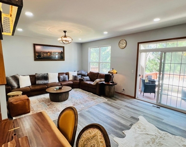 105 Neutrenton Avenue - Photo Thumbnail 2