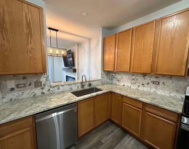 105 Neutrenton Avenue - Photo Thumbnail 5
