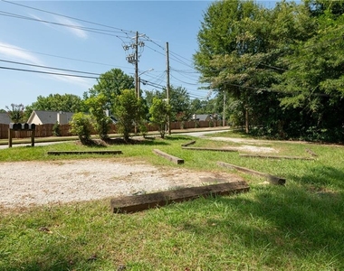 3454 Rockbridge Road - Photo Thumbnail 7