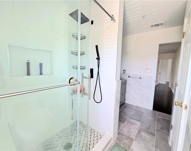 1140 Foxcroft Drive - Photo Thumbnail 37