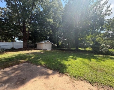 1633 Slate Road - Photo Thumbnail 3