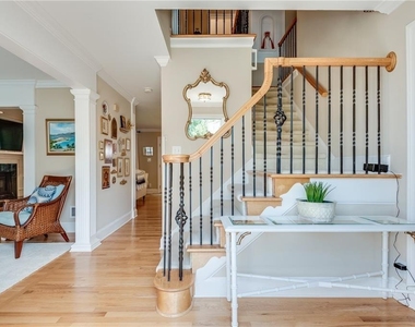 1281 Lake Washington Drive - Photo Thumbnail 11