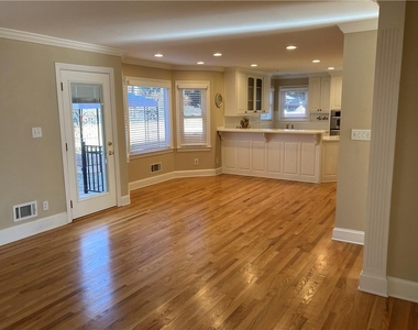 1281 Lake Washington Drive - Photo Thumbnail 32