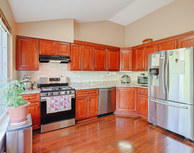 169 Concord Lane - Photo Thumbnail 6