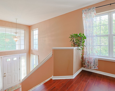169 Concord Lane - Photo Thumbnail 4