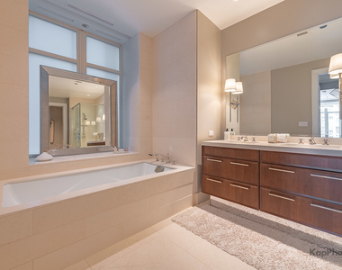 118 E Erie Street - Photo Thumbnail 41