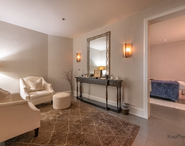 118 E Erie Street - Photo Thumbnail 12