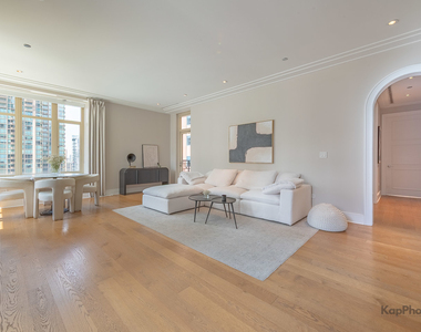 118 E Erie Street - Photo Thumbnail 22