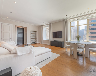 118 E Erie Street - Photo Thumbnail 18