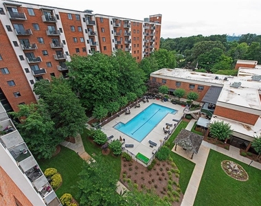 300 Johnson Ferry Road - Photo Thumbnail 4
