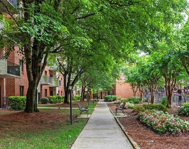 300 Johnson Ferry Road - Photo Thumbnail 6