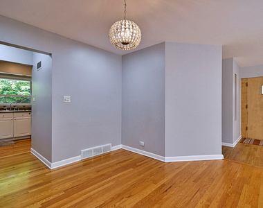 4915 Jerome Avenue - Photo Thumbnail 7