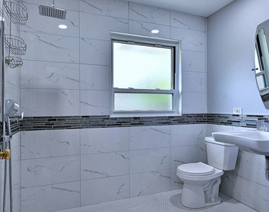 4915 Jerome Avenue - Photo Thumbnail 18