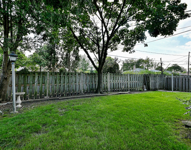 4915 Jerome Avenue - Photo Thumbnail 36