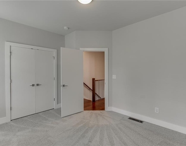 721 Taylor Court - Photo Thumbnail 20