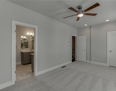 721 Taylor Court - Photo Thumbnail 14