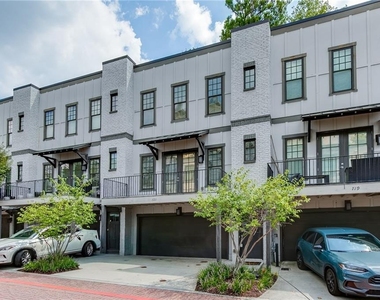 721 Taylor Court - Photo Thumbnail 1