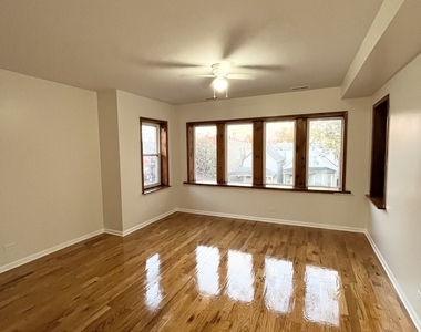 1530 N Avers Avenue - Photo Thumbnail 4