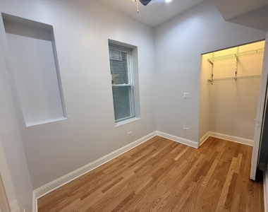 1334 N Ridgeway Avenue - Photo Thumbnail 4