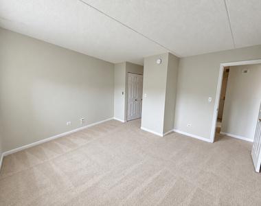 1 Bloomingdale Place - Photo Thumbnail 14