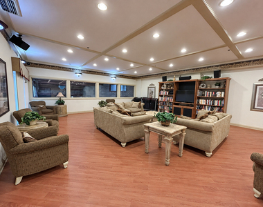 1 Bloomingdale Place - Photo Thumbnail 30