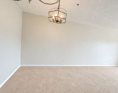 1 Bloomingdale Place - Photo Thumbnail 7