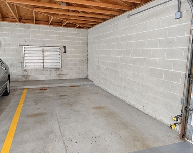 1 Bloomingdale Place - Photo Thumbnail 32
