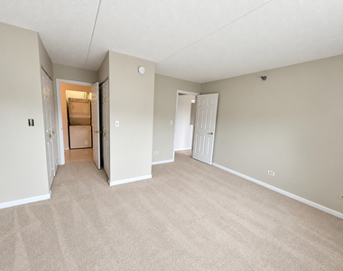 1 Bloomingdale Place - Photo Thumbnail 15