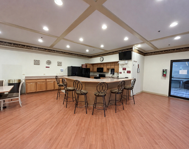 1 Bloomingdale Place - Photo Thumbnail 28