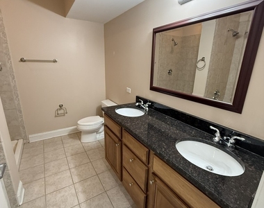 6961 Vine Street - Photo Thumbnail 5