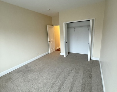 6961 Vine Street - Photo Thumbnail 12