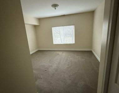 6961 Vine Street - Photo Thumbnail 11
