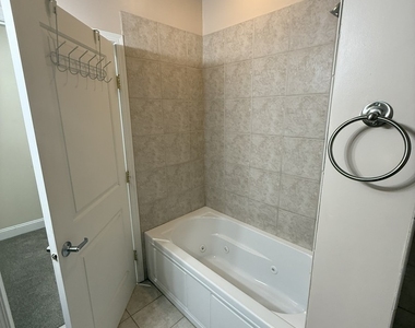6961 Vine Street - Photo Thumbnail 9