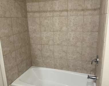6961 Vine Street - Photo Thumbnail 19