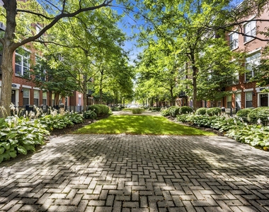 2503 S Calumet Avenue - Photo Thumbnail 26