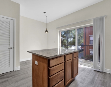 2503 S Calumet Avenue - Photo Thumbnail 13