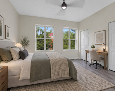 2503 S Calumet Avenue - Photo Thumbnail 20
