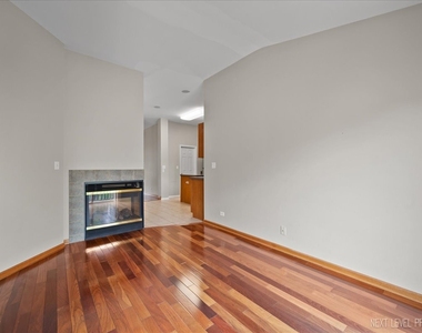 2402 Wilton Lane - Photo Thumbnail 11