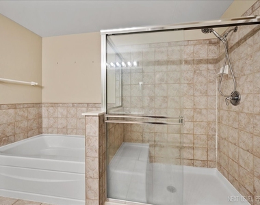 2402 Wilton Lane - Photo Thumbnail 14