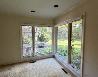 1415 Burr Oak Drive - Photo Thumbnail 9