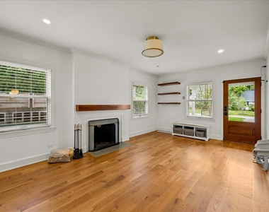 618 Melrose Avenue - Photo Thumbnail 10