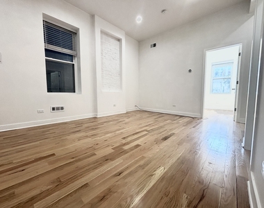 1344 W Ohio Street - Photo Thumbnail 3