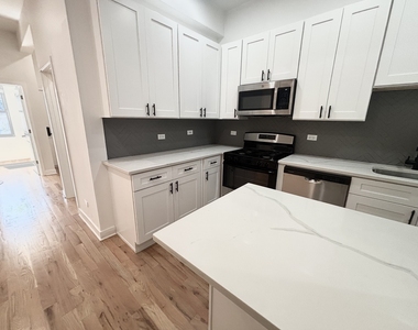 1344 W Ohio Street - Photo Thumbnail 7