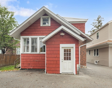 217 Highwood Avenue - Photo Thumbnail 14