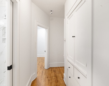 217 Highwood Avenue - Photo Thumbnail 9